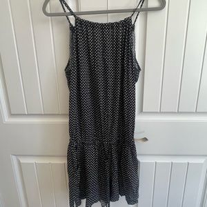 Old Navy black w/ white floral pattern romper, size small, lightly warn